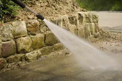 Soft Washing v. Pressure Washing